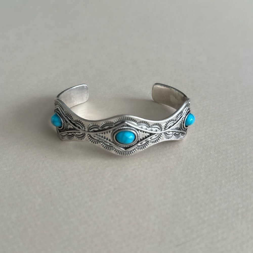 Turquoise bangle #1744 - Picture 2 of 3